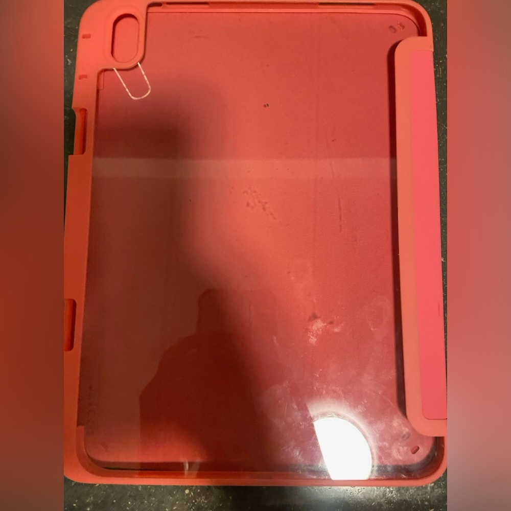 Pink 10th gen iPad case